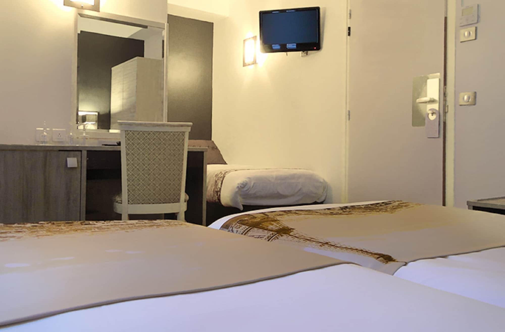 Hotel Derby Eiffel Paris Bagian luar foto