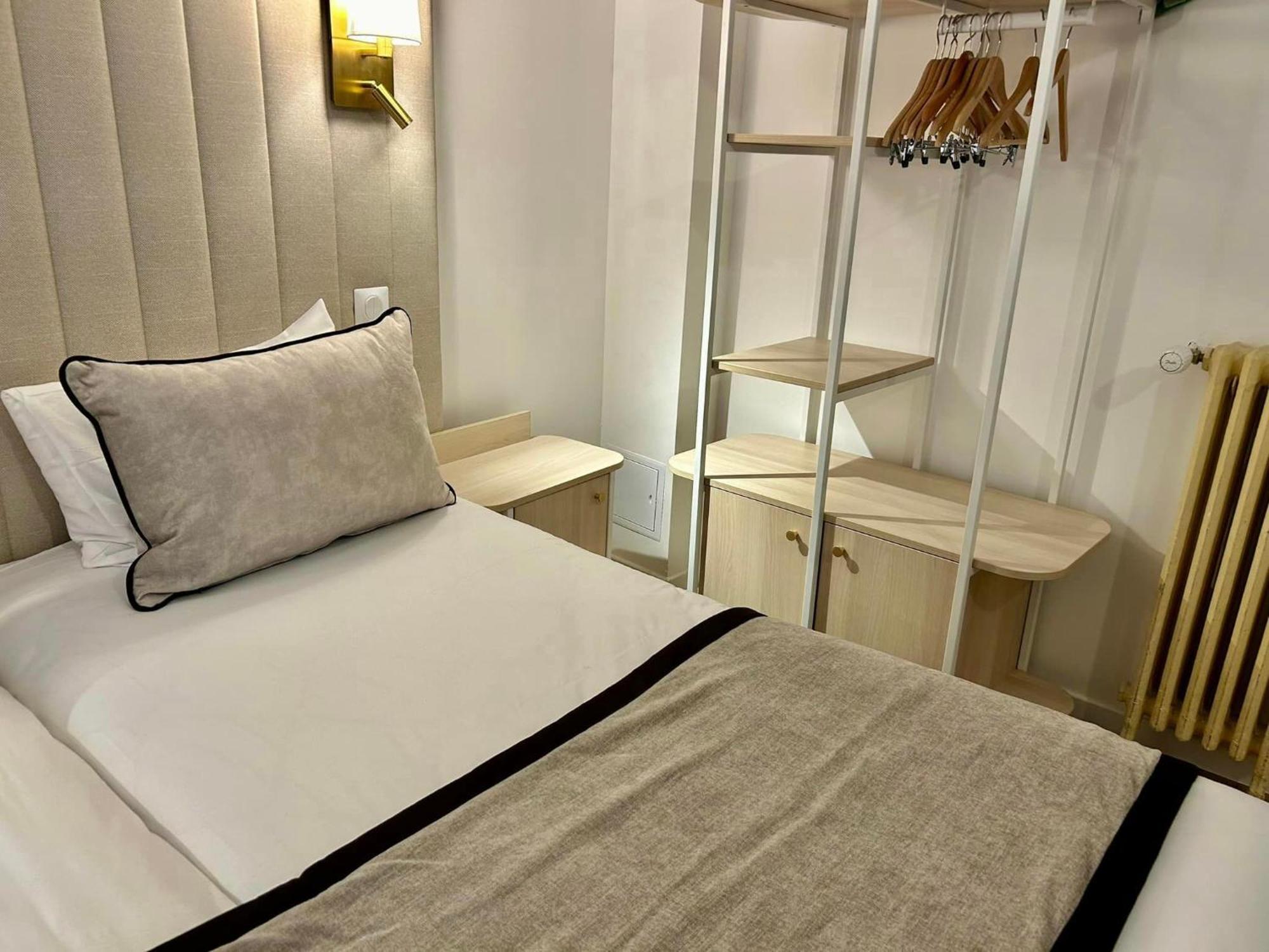 Hotel Derby Eiffel Paris Bagian luar foto