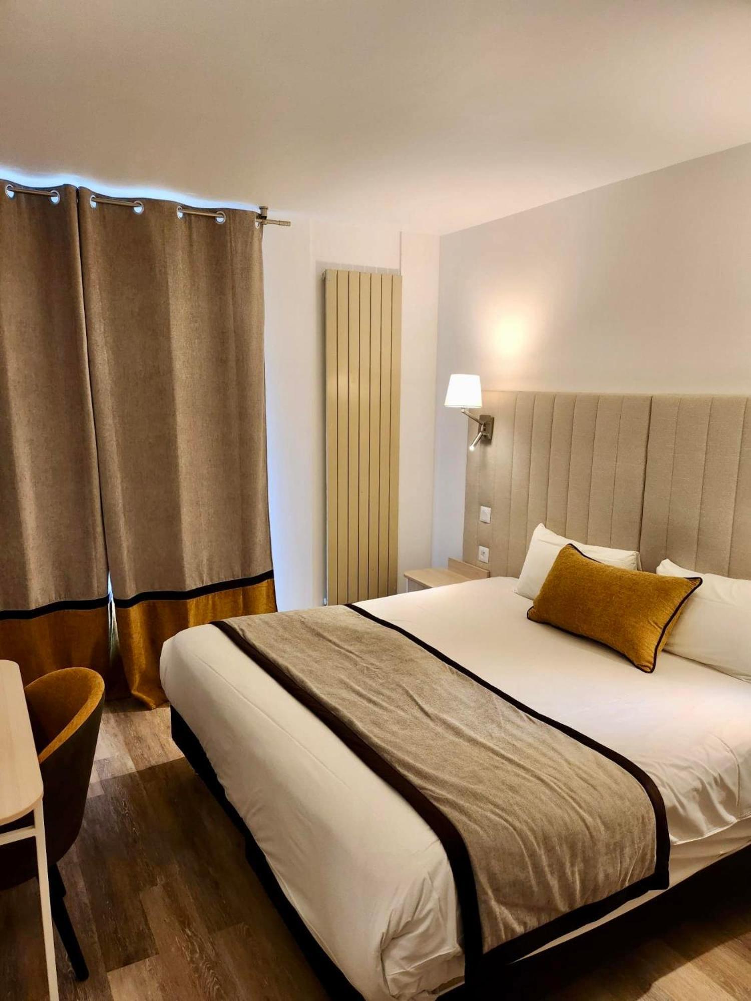 Hotel Derby Eiffel Paris Bagian luar foto