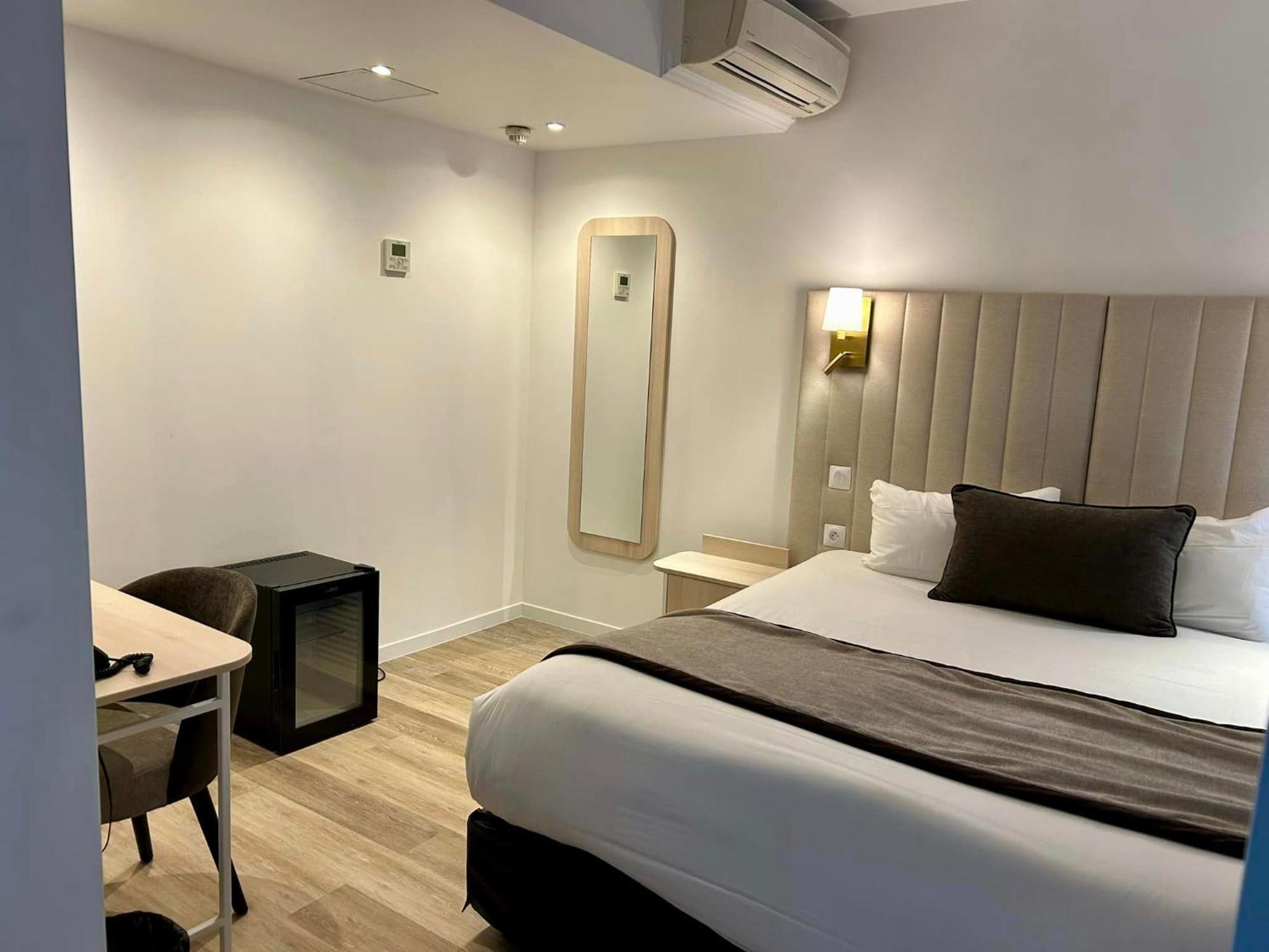 Hotel Derby Eiffel Paris Ruang foto