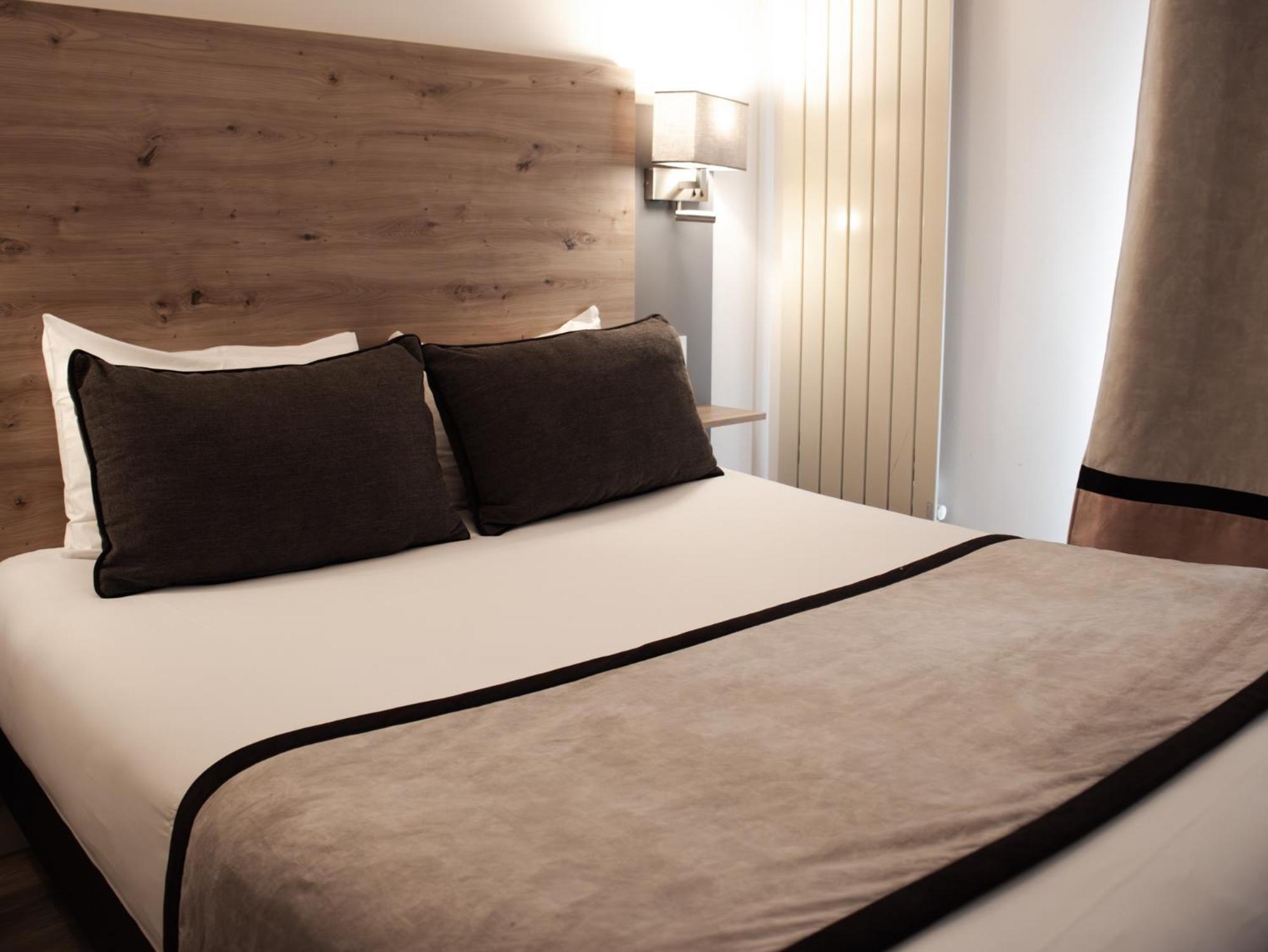 Hotel Derby Eiffel Paris Bagian luar foto